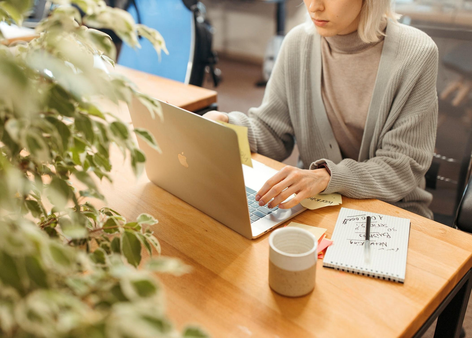 The Benefits of Buying Refurbished Laptops - Expert Roundup