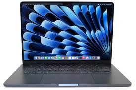 Apple MacBook Air 2023 A2941 M2 4.00 GHZ 15" ENGLISH, GB KEYBOARD
