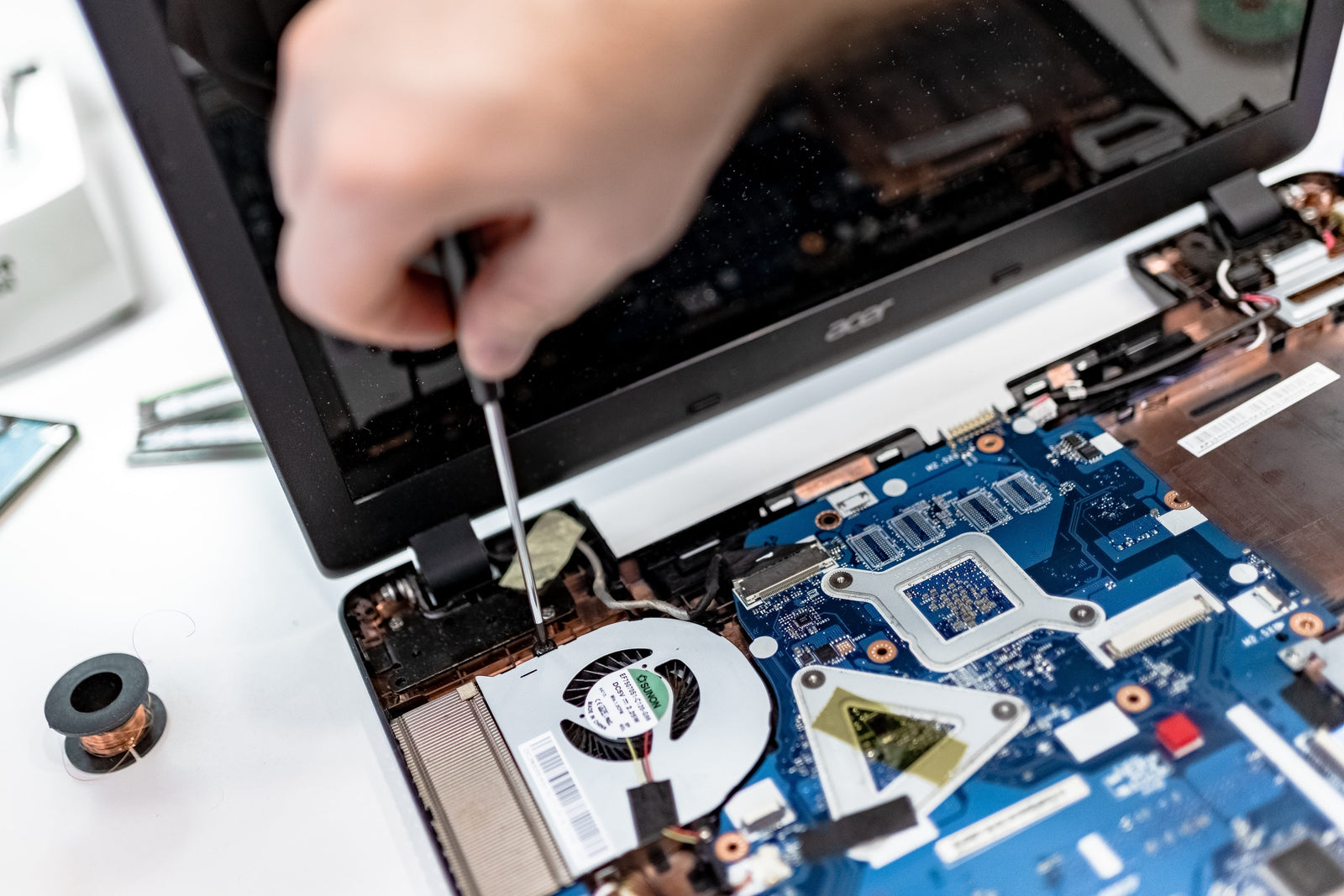 Where Do Refurbished Electronics Come From?